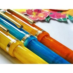A collection of fountain pens inspired by summer and vacations.